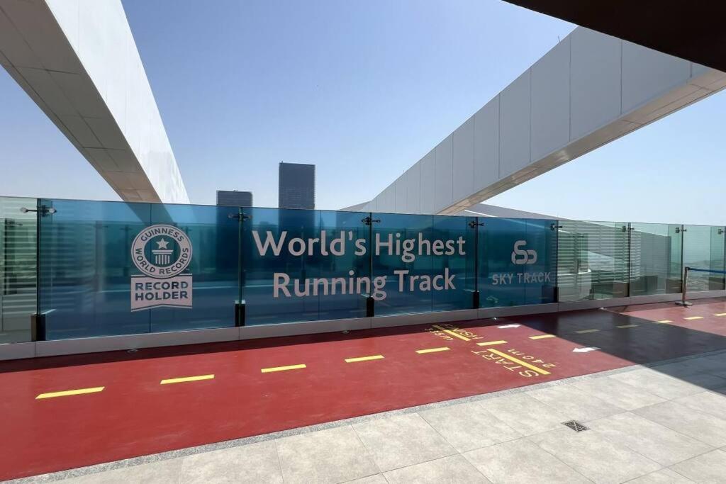 Ferienwohnung Chic 2 Bed Near Trade Centre With 5 Star Amenities Dubai Exterior foto