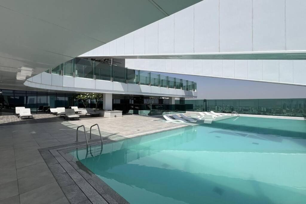 Ferienwohnung Chic 2 Bed Near Trade Centre With 5 Star Amenities Dubai Exterior foto