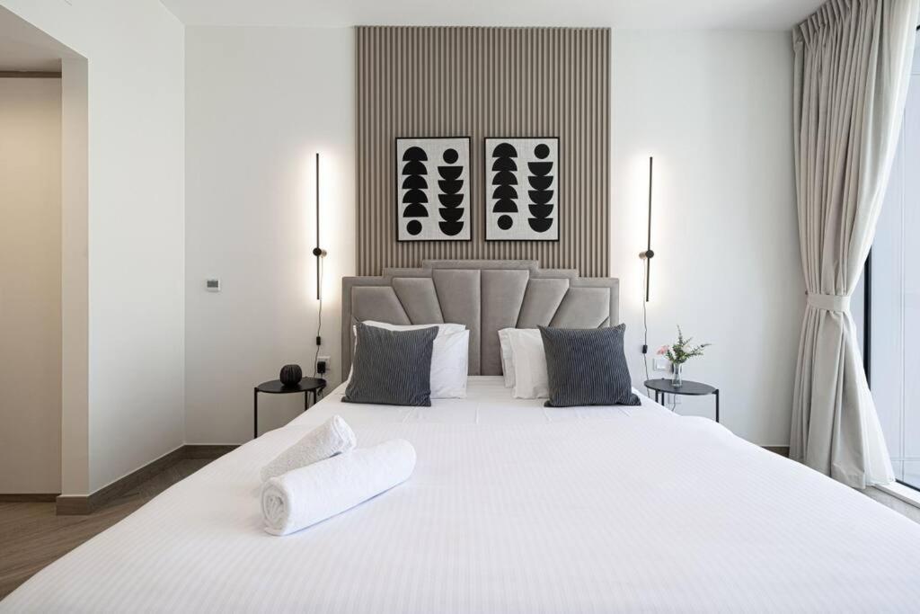 Ferienwohnung Chic 2 Bed Near Trade Centre With 5 Star Amenities Dubai Exterior foto