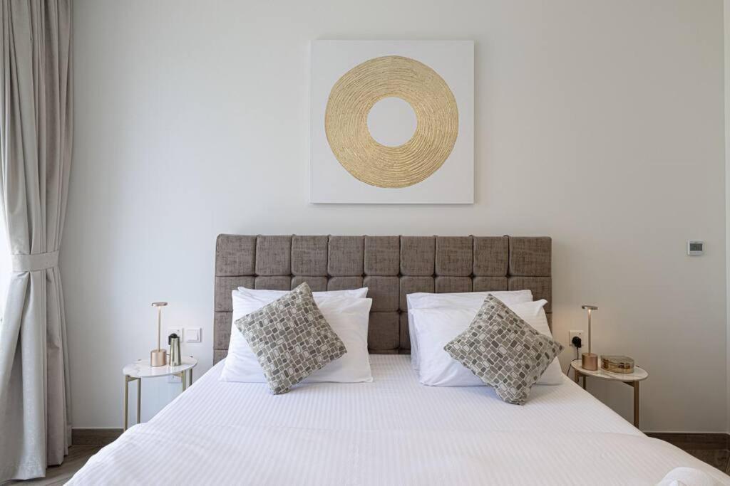 Ferienwohnung Chic 2 Bed Near Trade Centre With 5 Star Amenities Dubai Exterior foto